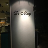 De may coffee house