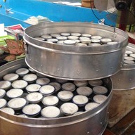 คุณนุช ขนมถ้วยมะพร้าวอ่อน