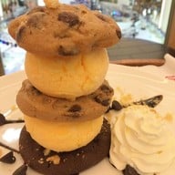 Mrs. Fields Siam Paragon