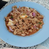 ลาบนายน้อย สาขา 9