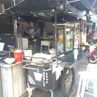 หน้าร้าน ยากูซ่า สมูทตี้