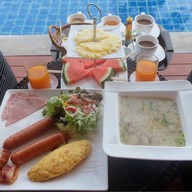 The Moon Restaurant at Jantraburee Boutique Resort จันทบุรี