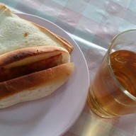 กาแฟมนต์วัดกลาง(ริมสระน้ำ)