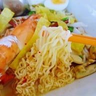 เมนูของร้าน ก๋วยเตี๋ยวขลุกขลิกในสวน