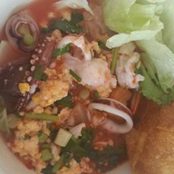 ก๋วยเตี๋ยวลูกชิ้นปลาไร้สาร