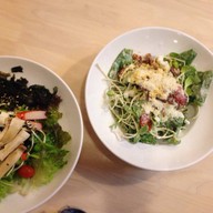 เมนูของร้าน Salad village นครสวรรค์