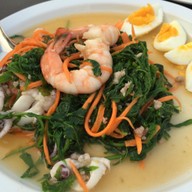 เมนูของร้าน อิ่มเพลิน สวนผึ้ง