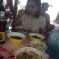 เมนูของร้าน ก๋วยเตี๋ยว-ไก่บ้าน