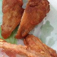 เจ้นุช ขนมจีนน้ำยารสเด็ด