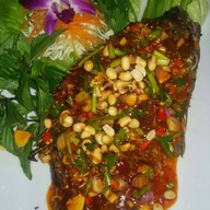 สวนอาหารร้านแหลมแท่น บ้านโคกศรี