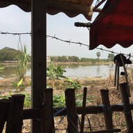 เล้งลูกชิ้นปลา ถนนบรมราชชนนีขาเข้า