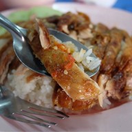 เมนูของร้าน ข้าวมันไก่ทอดเจ๊แกะ