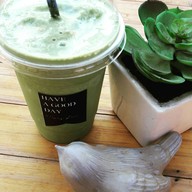 Hungry Bird : Eatery & Bar