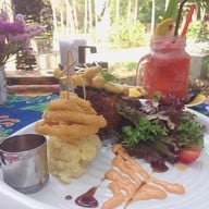 บ้านสวนศิลป์