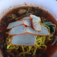 ก๋วยเตี๋ยวไทยใบตอง