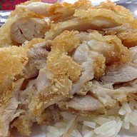 ข้าวมันไก่ น้ำจิ้มสูตรมหัศจรรย์