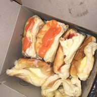 เมนูของร้าน ขนมปังเจ้าอร่อยเด็ดเยาวราช เยาวราช