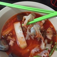 ก๋วยเตี๊ยวเจ๊หมวย (เจ้าเก่า หลังกิมหยง)