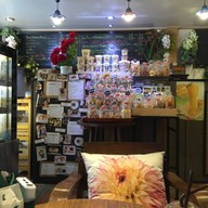 บรรยากาศ บ้านเจริญกรุง Coffee