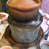 ป้าอ้วนหมูจุ่ม