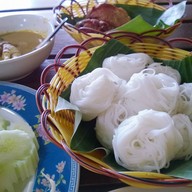 เล่นเส้นขนมจีนเส้นสด