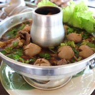 เมนูของร้าน ก๋วยเตี๋ยวอร่อยลืมโลก