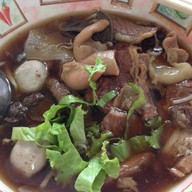 เมนูของร้าน ก๋วยเตี๋ยวเนื้อบิ๊กสุราชวัตร Bigsu beef noodle 陈牛肉面-曼谷 ราชวัตร