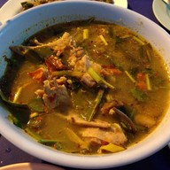 ลาบเป็ดยโส ถ.เจริญราษฎร์