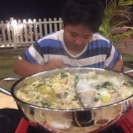 ชาบู ปูเสื่อ