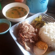 แปดเหลี่ยมอาหารเวียตนาม
