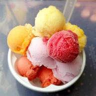 Siam Thai Fruit Icecream หลังโลตัส มอ.