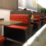 บรรยากาศ Collin's Shaw Plaza