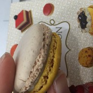 Dhara Dhevi Macaron  ท่าอากาศยานสุวรรณภูมิ