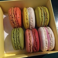Dhara Dhevi Macaron  ท่าอากาศยานสุวรรณภูมิ