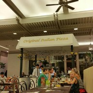 บรรยากาศ Scoozi Urban Pizza สยามพารากอน