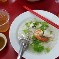 เมนูของร้าน ข้าวต้มปลาลุงหนวด ศรีราชา