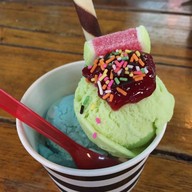 เมนูของร้าน ไอศกรีมโฮมเมท พี่โจ