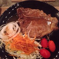 Keeky Bar ( Jazz Bar On Street )