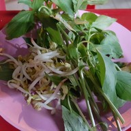 เมนูของร้าน ก๋วยเตี๋ยวอมยิ้ม