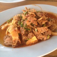 ลาบเป็ดหนองบัว-สุรศักดิ์