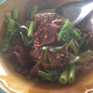 ก๋วยเตี๋ยวเรือบ้านอำเภอ