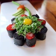 เมนูของร้าน Maki Maki Sushi Bar & Bistro No.88 Thonglor Soi 5