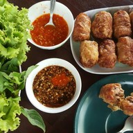 บ้านขมิ้น