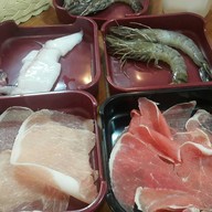เมนูของร้าน เฝอหม้อไฟ