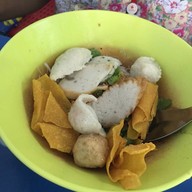 เจียงลูกชิ้นปลา อ่าวอุดม