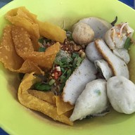 เจียงลูกชิ้นปลา อ่าวอุดม