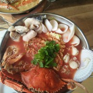 5+1 ทะเลหม้อไฟ