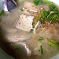 เมนูของร้าน ข้าวต้มปลาแป๊ะชุน