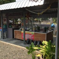 หน้าร้าน ก๋วยเตี๋ยวไก่ตุ๋นรสเด็ด สูตรคุณปุ๊