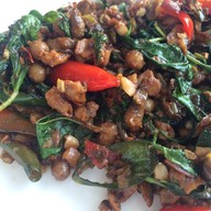 Platoo Restaurant บีไฮฟ์ เมืองทอง